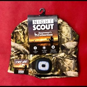 Night Scout  LED-rechargeable Beanie
